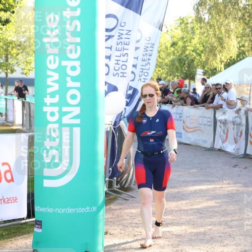 07.09.2025 - 19. Norderstedt Triathlon Zöllner http://msf.ph/oto/8771973 07.09.2025 16:47:19 Ziel 1069, 1541, 1611 meine-sportfotos.de