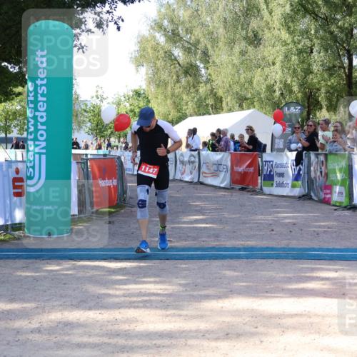 07.09.2025 - 19. Norderstedt Triathlon Zöllner http://msf.ph/oto/8771991 07.09.2025 10:38:59 Ziel 1147 meine-sportfotos.de