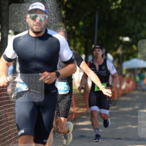 07.09.2025 - 19. Norderstedt Triathlon Michael Strokosch http://msf.ph/oto/8771993 07.09.2025 15:35:20 Laufen 364, 968, 1000, 1462 meine-sportfotos.de