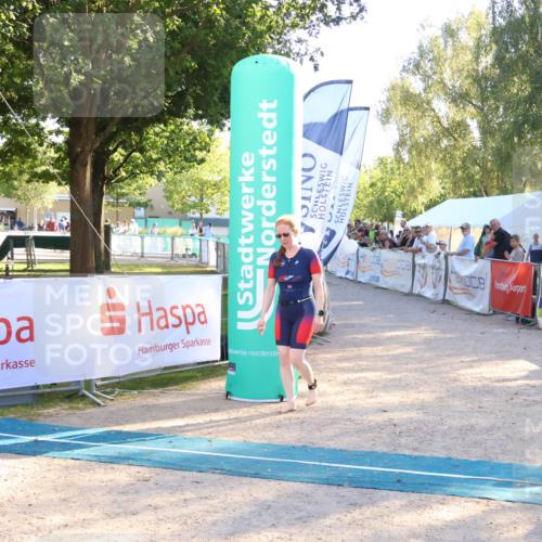 07.09.2025 - 19. Norderstedt Triathlon Zöllner http://msf.ph/oto/8771995 07.09.2025 16:47:20 Ziel 1069, 1541, 1611 meine-sportfotos.de