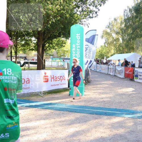 07.09.2025 - 19. Norderstedt Triathlon Zöllner http://msf.ph/oto/8771997 07.09.2025 16:47:21 Ziel 1069, 1541, 1611 meine-sportfotos.de