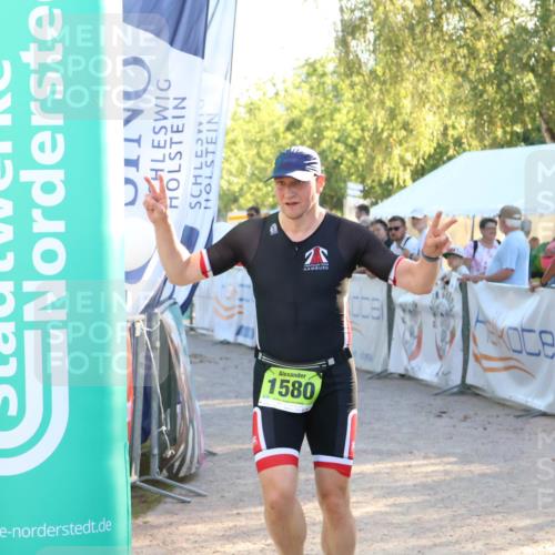 07.09.2025 - 19. Norderstedt Triathlon Zöllner http://msf.ph/oto/8772031 07.09.2025 16:47:28 Ziel 1580 meine-sportfotos.de