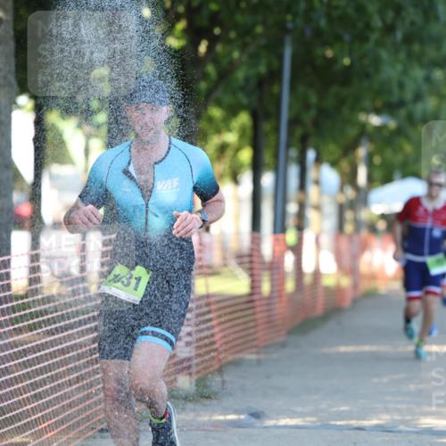 07.09.2025 - 19. Norderstedt Triathlon Michael Strokosch http://msf.ph/oto/8772033 07.09.2025 16:32:22 Laufen 490, 547, 1052, 1497, 1631 meine-sportfotos.de