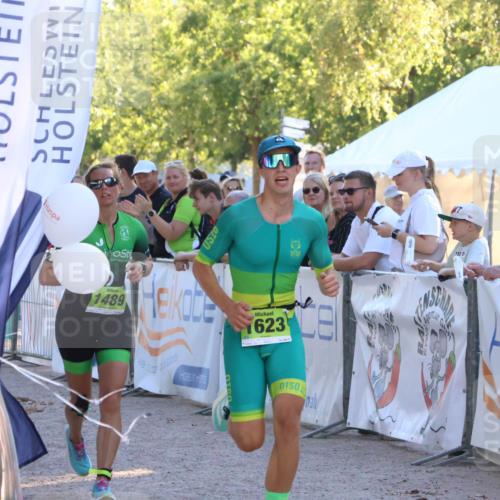 07.09.2025 - 19. Norderstedt Triathlon Zöllner http://msf.ph/oto/8772053 07.09.2025 16:47:57 Ziel 1489, 1579, 1623 meine-sportfotos.de