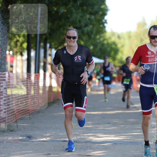 07.09.2025 - 19. Norderstedt Triathlon Michael Strokosch http://msf.ph/oto/8772081 07.09.2025 16:32:25 Laufen 491, 547, 1052, 1411, 1497, 1577, 1631 meine-sportfotos.de