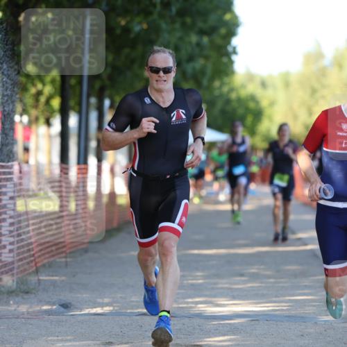 07.09.2025 - 19. Norderstedt Triathlon Michael Strokosch http://msf.ph/oto/8772084 07.09.2025 16:32:25 Laufen 491, 547, 1052, 1411, 1497, 1577, 1631 meine-sportfotos.de