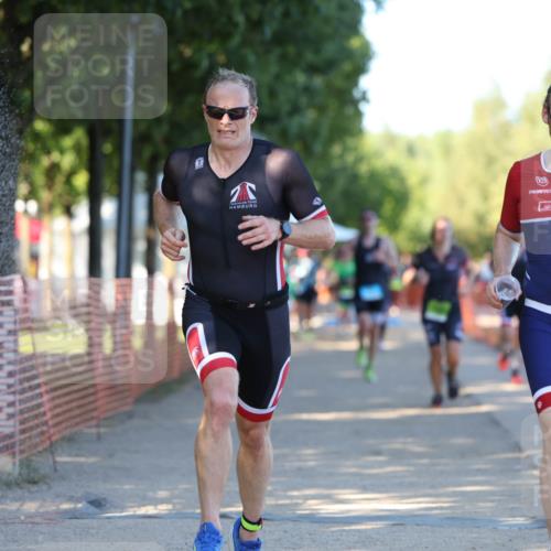 07.09.2025 - 19. Norderstedt Triathlon Michael Strokosch http://msf.ph/oto/8772086 07.09.2025 16:32:26 Laufen 491, 547, 1052, 1411, 1497, 1577 meine-sportfotos.de