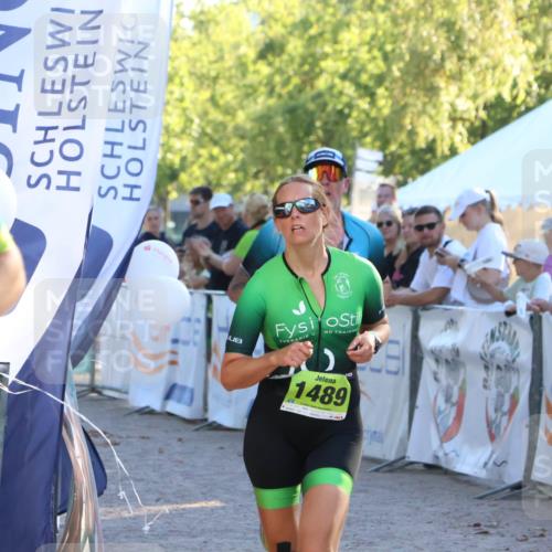 07.09.2025 - 19. Norderstedt Triathlon Zöllner http://msf.ph/oto/8772087 07.09.2025 16:47:59 Ziel 1489, 1623, 1628 meine-sportfotos.de