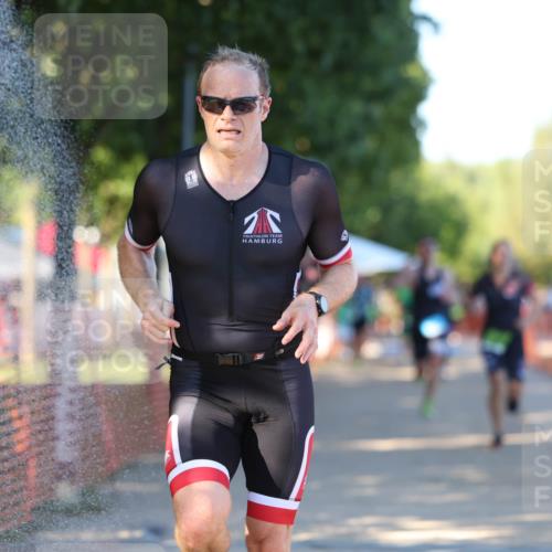 07.09.2025 - 19. Norderstedt Triathlon Michael Strokosch http://msf.ph/oto/8772097 07.09.2025 16:32:26 Laufen 491, 547, 1052, 1411, 1497, 1577 meine-sportfotos.de