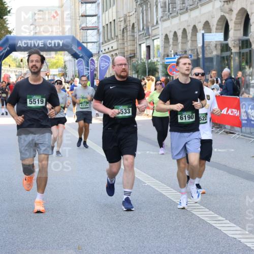 07.09.2025 - BARMER Alsterlauf Strokosch-Dieckow http://msf.ph/oto/8772110 07.09.2025 10:09:45 Ziel 1160, 2082, 2469, 2474, 2586, 2632, 2639, 2787, 2805, 2865, 2895, 2907, 3250, 3470, 3549, 3756, 3757, 3758, 4058, 4099, 4202, 4291, 4302, 4554, 4622, 4667, 4838, 4893, 4933, 4935, 5176, 5285, 5319, 5652, 5778, 5780, 5816, 5879, 5893, 5896, 6000, 6159, 8463 meine-sportfotos.de