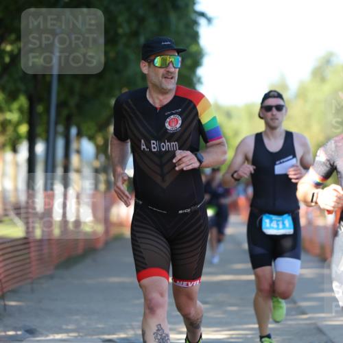 07.09.2025 - 19. Norderstedt Triathlon Michael Strokosch http://msf.ph/oto/8772123 07.09.2025 16:32:31 Laufen 491, 1047, 1052, 1410, 1411, 1577 meine-sportfotos.de