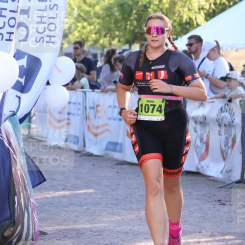 07.09.2025 - 19. Norderstedt Triathlon Zöllner http://msf.ph/oto/8772137 07.09.2025 16:48:29 Ziel 1074 meine-sportfotos.de