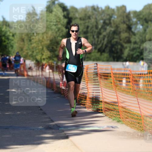 07.09.2025 - 19. Norderstedt Triathlon Michael Strokosch http://msf.ph/oto/8772181 07.09.2025 15:35:57 Laufen 888, 1508 meine-sportfotos.de