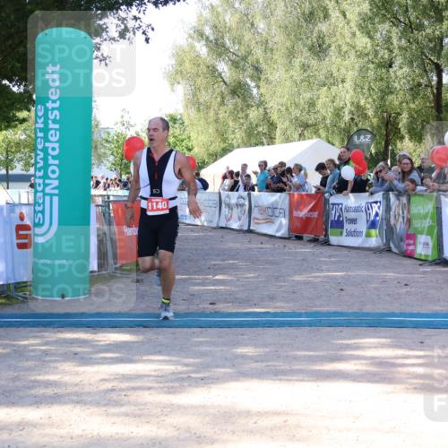 07.09.2025 - 19. Norderstedt Triathlon Zöllner http://msf.ph/oto/8772202 07.09.2025 10:46:26 Ziel 1140 meine-sportfotos.de
