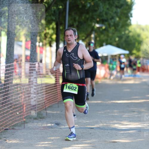 07.09.2025 - 19. Norderstedt Triathlon Michael Strokosch http://msf.ph/oto/8772307 07.09.2025 16:32:56 Laufen 543, 927, 943, 953, 955, 1043, 1602 meine-sportfotos.de