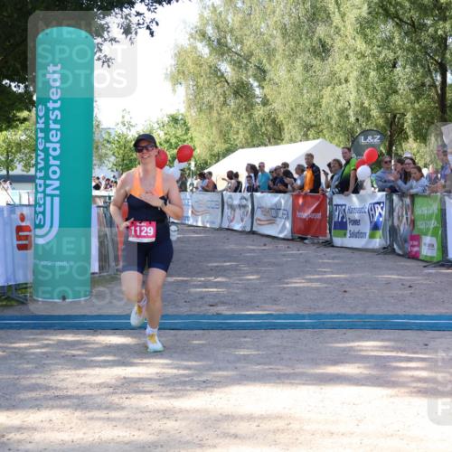 07.09.2025 - 19. Norderstedt Triathlon Zöllner http://msf.ph/oto/8772325 07.09.2025 10:47:44 Ziel 1129 meine-sportfotos.de