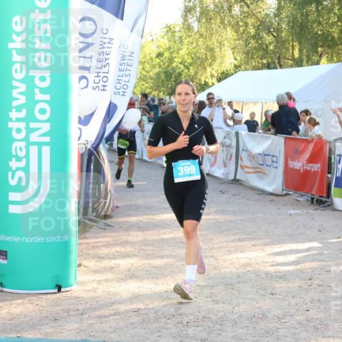 07.09.2025 - 19. Norderstedt Triathlon Zöllner http://msf.ph/oto/8772387 07.09.2025 16:49:03 Ziel 399, 1575, 1589 meine-sportfotos.de