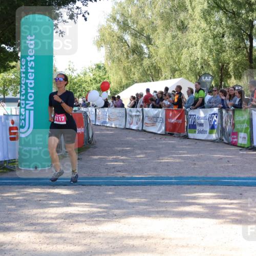07.09.2025 - 19. Norderstedt Triathlon Zöllner http://msf.ph/oto/8772410 07.09.2025 10:48:59 Ziel 1117 meine-sportfotos.de