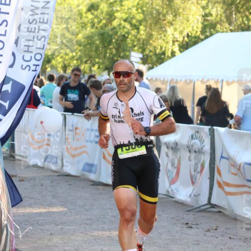 07.09.2025 - 19. Norderstedt Triathlon Zöllner http://msf.ph/oto/8772493 07.09.2025 16:49:23 Ziel 387, 1053, 1551, 1588 meine-sportfotos.de