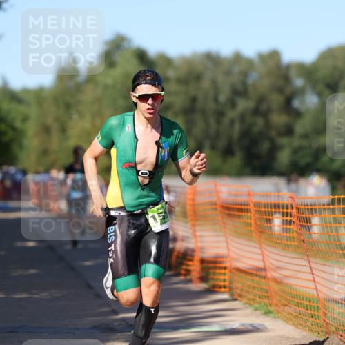 07.09.2025 - 19. Norderstedt Triathlon Michael Strokosch http://msf.ph/oto/8772496 07.09.2025 15:36:48 Laufen 917, 1505 meine-sportfotos.de