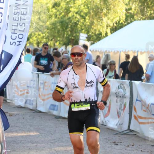 07.09.2025 - 19. Norderstedt Triathlon Zöllner http://msf.ph/oto/8772497 07.09.2025 16:49:23 Ziel 387, 1053, 1551, 1588 meine-sportfotos.de
