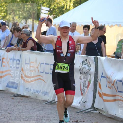 07.09.2025 - 19. Norderstedt Triathlon Zöllner http://msf.ph/oto/8772534 07.09.2025 16:49:35 Ziel 1574 meine-sportfotos.de