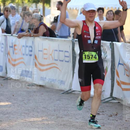 07.09.2025 - 19. Norderstedt Triathlon Zöllner http://msf.ph/oto/8772535 07.09.2025 16:49:36 Ziel 1574 meine-sportfotos.de