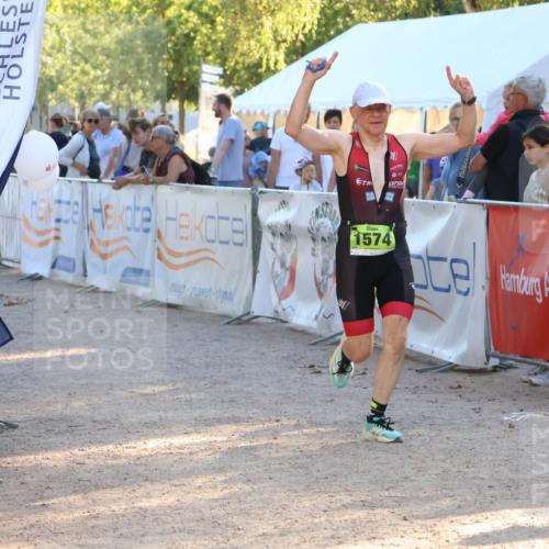 07.09.2025 - 19. Norderstedt Triathlon Zöllner http://msf.ph/oto/8772549 07.09.2025 16:49:36 Ziel 1574 meine-sportfotos.de