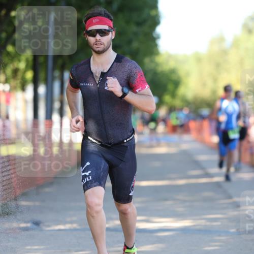 07.09.2025 - 19. Norderstedt Triathlon Michael Strokosch http://msf.ph/oto/8772552 07.09.2025 16:33:29 Laufen 380, 488, 893, 1087, 1088, 1089, 1569 meine-sportfotos.de