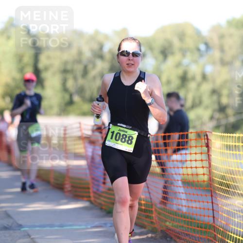 07.09.2025 - 19. Norderstedt Triathlon Michael Strokosch http://msf.ph/oto/8772599 07.09.2025 16:33:34 Laufen 1087, 1088, 1569 meine-sportfotos.de
