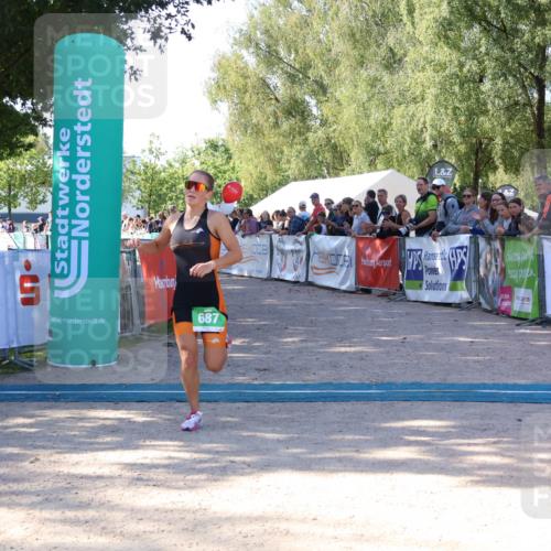 07.09.2025 - 19. Norderstedt Triathlon Zöllner http://msf.ph/oto/8772600 07.09.2025 10:51:20 Ziel 687 meine-sportfotos.de