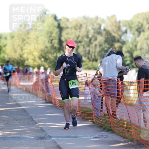 07.09.2025 - 19. Norderstedt Triathlon Michael Strokosch http://msf.ph/oto/8772610 07.09.2025 16:33:36 Laufen 1087, 1088, 1569 meine-sportfotos.de