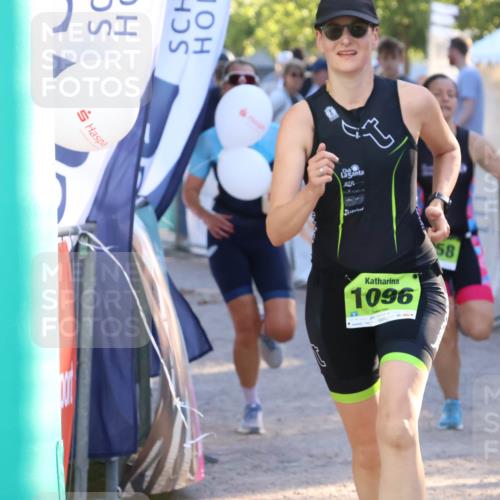07.09.2025 - 19. Norderstedt Triathlon Zöllner http://msf.ph/oto/8772685 07.09.2025 16:50:08 Ziel 1058, 1096, 1607 meine-sportfotos.de