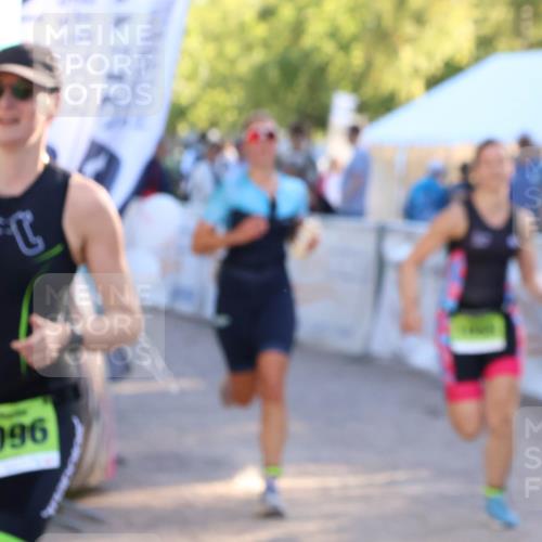 07.09.2025 - 19. Norderstedt Triathlon Zöllner http://msf.ph/oto/8772700 07.09.2025 16:50:09 Ziel 1058, 1096, 1607 meine-sportfotos.de