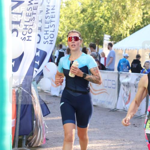 07.09.2025 - 19. Norderstedt Triathlon Zöllner http://msf.ph/oto/8772712 07.09.2025 16:50:10 Ziel 1058, 1096, 1607 meine-sportfotos.de