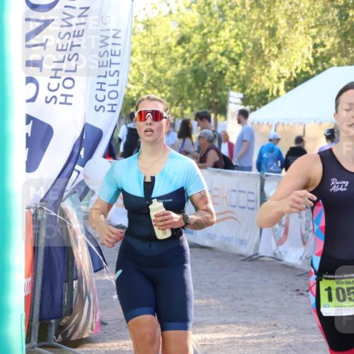07.09.2025 - 19. Norderstedt Triathlon Zöllner http://msf.ph/oto/8772718 07.09.2025 16:50:10 Ziel 1058, 1096, 1607 meine-sportfotos.de