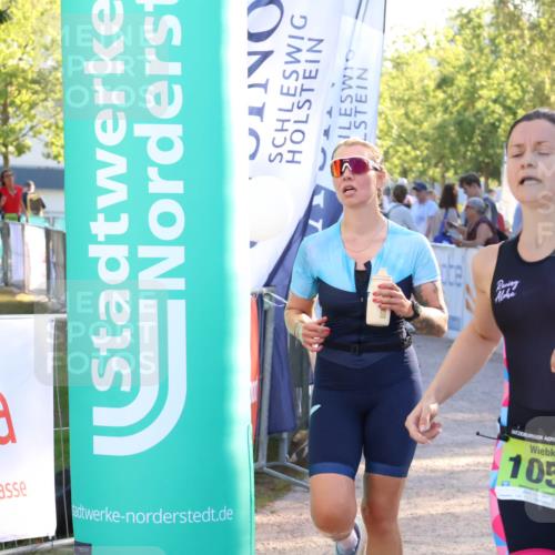 07.09.2025 - 19. Norderstedt Triathlon Zöllner http://msf.ph/oto/8772730 07.09.2025 16:50:10 Ziel 1058, 1096, 1607 meine-sportfotos.de