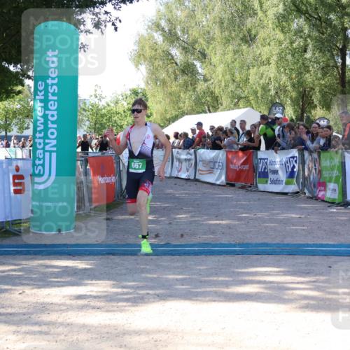 07.09.2025 - 19. Norderstedt Triathlon Zöllner http://msf.ph/oto/8772734 07.09.2025 10:52:14 Ziel 667, 1146 meine-sportfotos.de