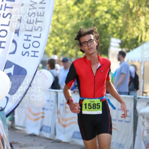 07.09.2025 - 19. Norderstedt Triathlon Zöllner http://msf.ph/oto/8772761 07.09.2025 16:50:16 Ziel 1058, 1096, 1585, 1607 meine-sportfotos.de