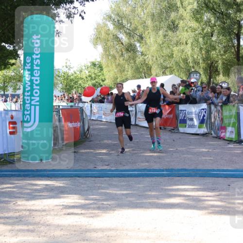 07.09.2025 - 19. Norderstedt Triathlon Zöllner http://msf.ph/oto/8772764 07.09.2025 10:52:19 Ziel 667, 1114, 1141 meine-sportfotos.de