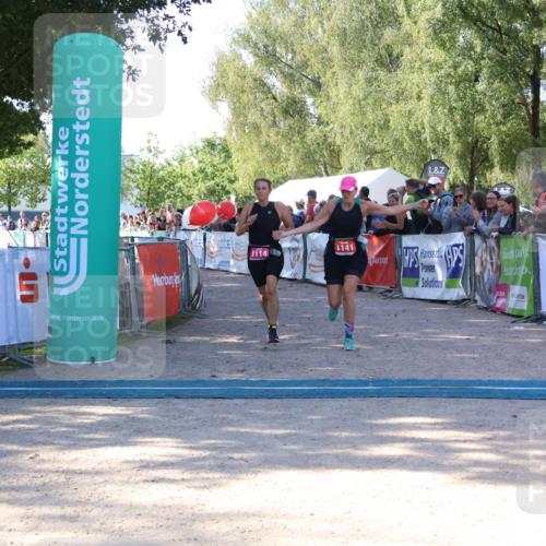 07.09.2025 - 19. Norderstedt Triathlon Zöllner http://msf.ph/oto/8772767 07.09.2025 10:52:19 Ziel 667, 1114, 1141 meine-sportfotos.de