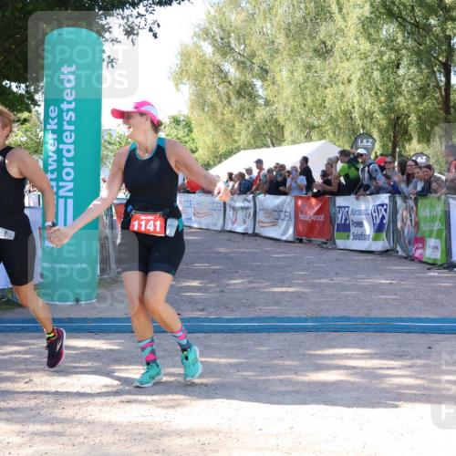 07.09.2025 - 19. Norderstedt Triathlon Zöllner http://msf.ph/oto/8772782 07.09.2025 10:52:21 Ziel 112, 1114, 1141 meine-sportfotos.de