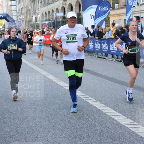 07.09.2025 - BARMER Alsterlauf Strokosch-Dieckow http://msf.ph/oto/8772826 07.09.2025 10:09:25 Ziel 2023, 2197, 2224, 2363, 2391, 2469, 2622, 2925, 3054, 3770, 4155, 4203, 4260, 4474, 4714, 4743, 4906, 4915, 5052, 5443, 6258, 8115, 8147, 8162 meine-sportfotos.de