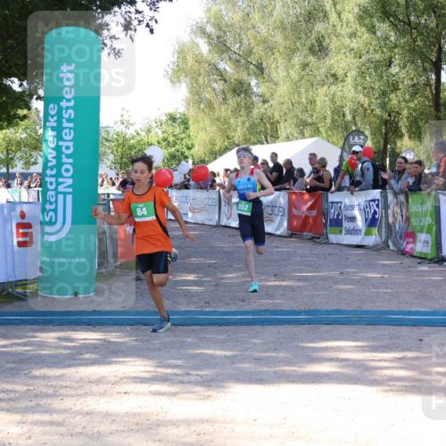 07.09.2025 - 19. Norderstedt Triathlon Zöllner http://msf.ph/oto/8772845 07.09.2025 10:52:51 Ziel 84, 652 meine-sportfotos.de