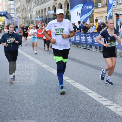 07.09.2025 - BARMER Alsterlauf Strokosch-Dieckow http://msf.ph/oto/8772847 07.09.2025 10:09:25 Ziel 2023, 2197, 2224, 2363, 2391, 2469, 2622, 2925, 3054, 3770, 4155, 4203, 4260, 4474, 4714, 4743, 4906, 4915, 5052, 5443, 6258, 8115, 8147, 8162 meine-sportfotos.de