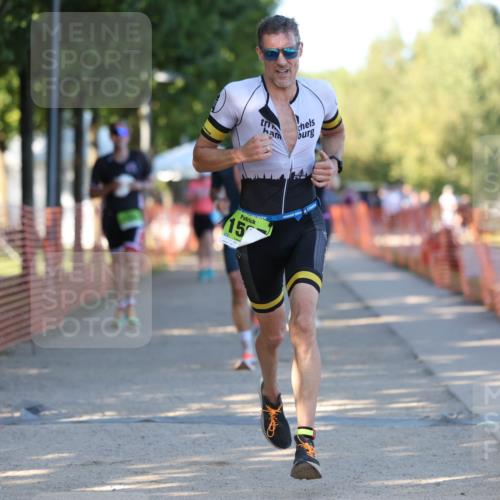 07.09.2025 - 19. Norderstedt Triathlon Michael Strokosch http://msf.ph/oto/8772850 07.09.2025 16:34:24 Laufen 396, 930, 940, 1080, 1581, 1587, 1613 meine-sportfotos.de