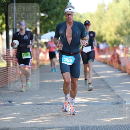07.09.2025 - 19. Norderstedt Triathlon Michael Strokosch http://msf.ph/oto/8772867 07.09.2025 16:34:26 Laufen 396, 914, 930, 940, 1442, 1581, 1587, 1613 meine-sportfotos.de