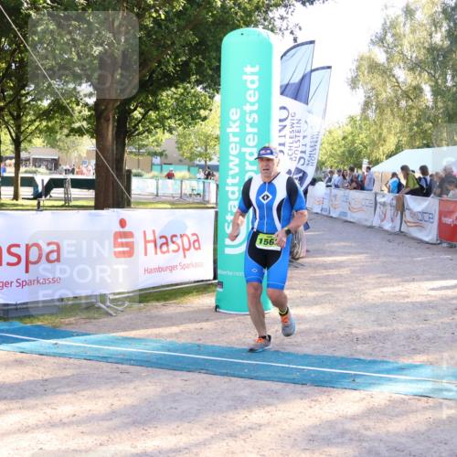07.09.2025 - 19. Norderstedt Triathlon Zöllner http://msf.ph/oto/8772894 07.09.2025 16:50:52 Ziel 1524, 1547, 1562 meine-sportfotos.de