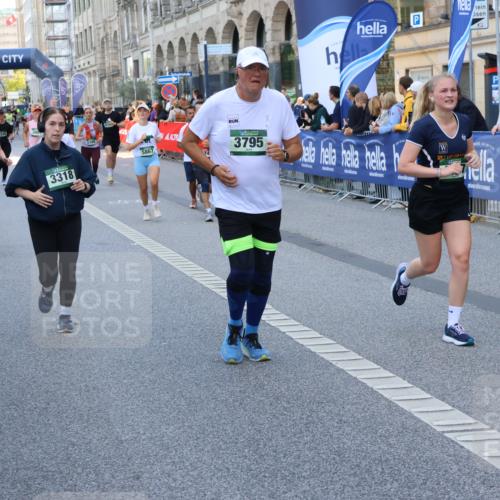 07.09.2025 - BARMER Alsterlauf Strokosch-Dieckow http://msf.ph/oto/8772897 07.09.2025 10:09:25 Ziel 2023, 2197, 2224, 2363, 2391, 2469, 2622, 2925, 3054, 3770, 4155, 4203, 4260, 4474, 4714, 4743, 4906, 4915, 5052, 5443, 6258, 8115, 8147, 8162 meine-sportfotos.de