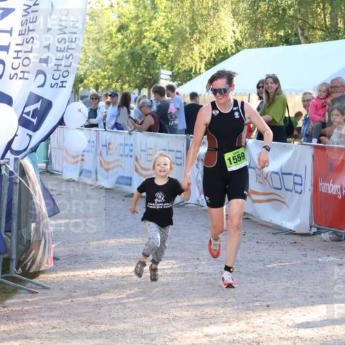 07.09.2025 - 19. Norderstedt Triathlon Zöllner http://msf.ph/oto/8772921 07.09.2025 16:50:56 Ziel 1559, 1562 meine-sportfotos.de